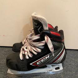 Used Junior CCM Goalie Skates Regular Width Size 2