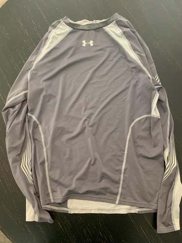 Under Armour 2XL Long Sleeve Base Layer Shirt