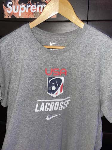 Medium Team USA Nike Shirt