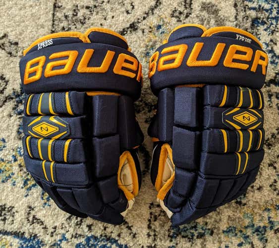 Pro Stock Bauer Nexus Hockey Gloves
