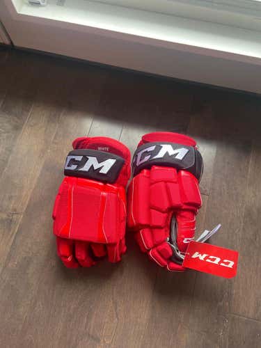 PRO STOCK NJ DEVILS HOCKEY GLOVES