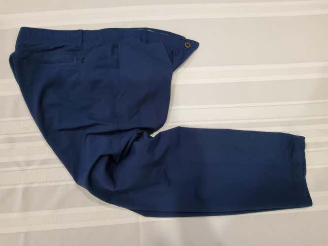 Blue Men's Used Adult Size 38/30 Under Armour Golf Pants