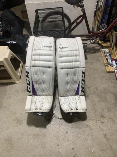 CCM Eflex Goalie Pads