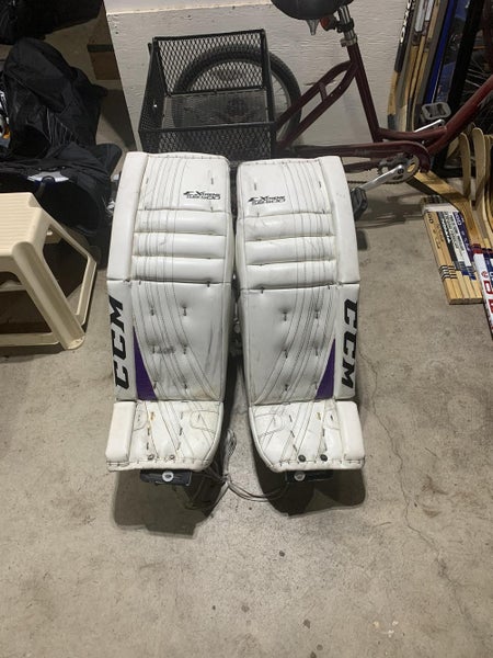 CCM Eflex Goalie Pads