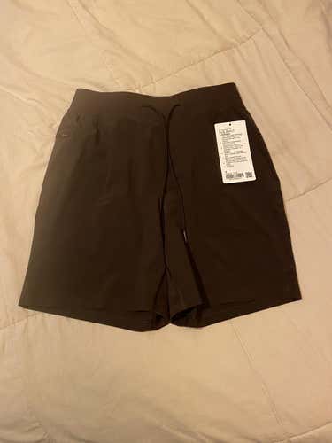 Men’s lululemon T.H.E. shorts 7” brown