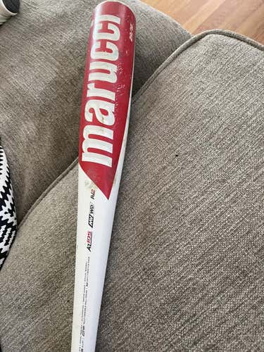 Kid Pitch (9YO-13YO)  Marucci (-10) 19 oz 29" CAT 8 Bat