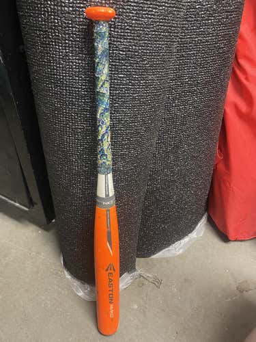 Kid Pitch (9YO-13YO) 2015 Composite (-10) 18 oz 28" Mako Bat