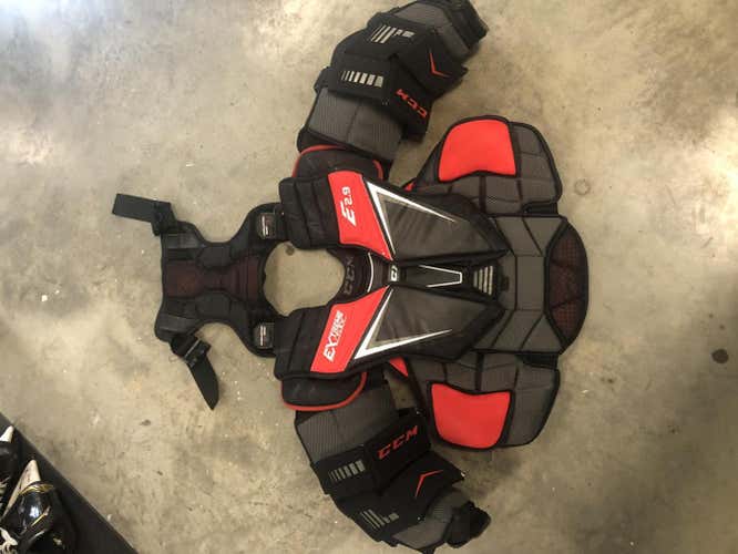 Used Small CCM  Extreme Flex Shield E2.9 Goalie Chest Protector