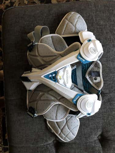 Used Large Maverik Rome Shoulder Pads