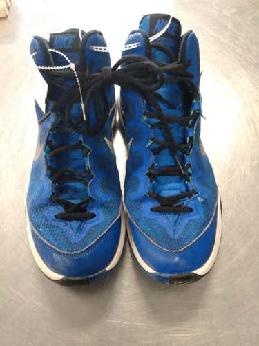 Used Nike Senior 7.5 Basketball Shoes