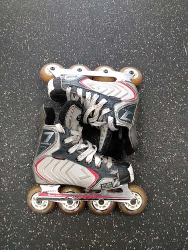 Used Tour Skate Youth 13.0 Street Hockey Roller Hockey Skates