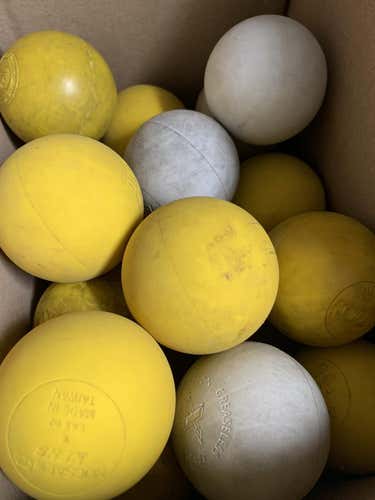 Barely Used 16 Pack Assorted Lacrosse Balls