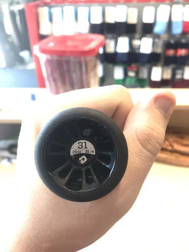 Kid Pitch (9YO-13YO) 2021 Composite (-8) 23 oz 31" CF Zen Bat