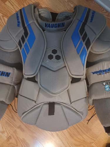 Used Senior XL Vaughn Velocity V8 XFP Goalie Chest Protector