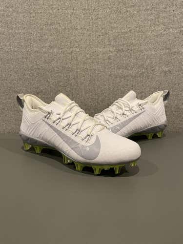 Brand New Nike Huarache 7 Low Cleat Bundle