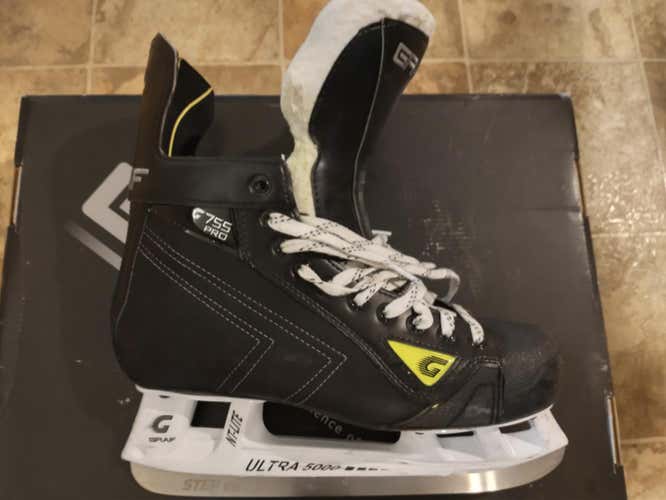 Used Graf G755 pro Hockey Skates Size 9.0 R + Spare Step Runners