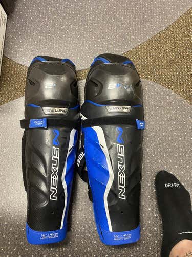 Senior Bauer Nexus 2N Shin Pads