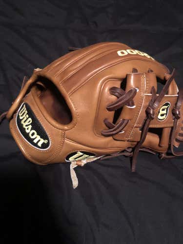 Brown High School/College Infield 11.5" A2000 Baseball Glove