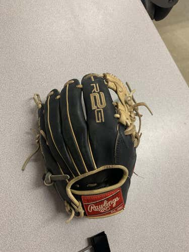 Black Used Rawlings Right Hand Throw Infield Heart of the Hide Baseball Glove 11.25"