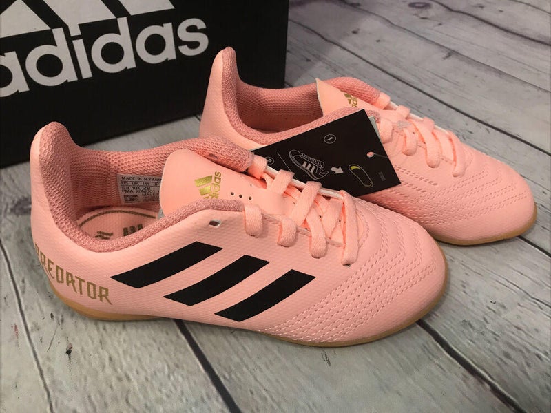 Clan cilindro vender Adidas Predator Tango 18.4 Size 10.5 Pink Youth Indoor Soccer Shoes New With  Box | SidelineSwap