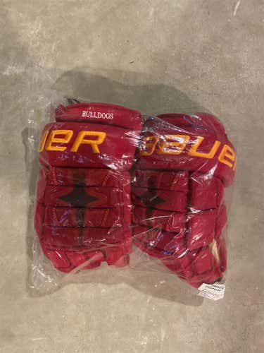 Bauer Hockey Gloves, 2N, Never Opened