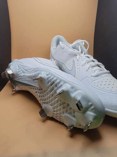 New Men's Size 8.5 Metal Nike Baseball Cleats