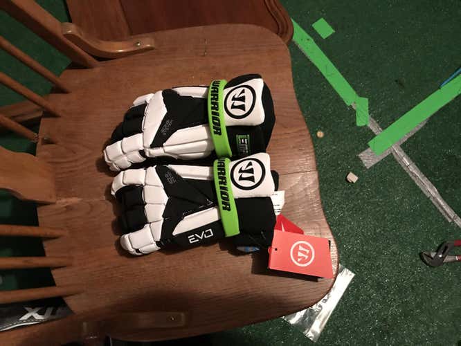 Brand New Custom Warrior Evo Lacrosse Gloves
