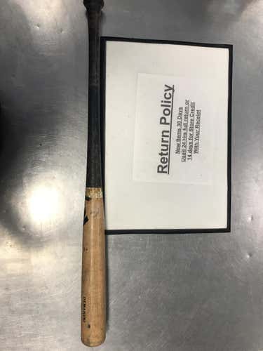 Used Wood 33" D110 Bat
