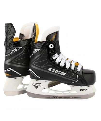 New Bauer Regular Width  Size 8 Supreme 160 Hockey Skates