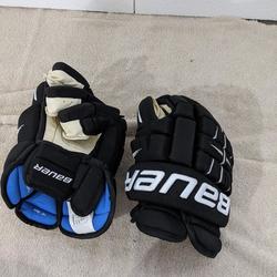 Used Bauer 4 Roll Gloves 15"