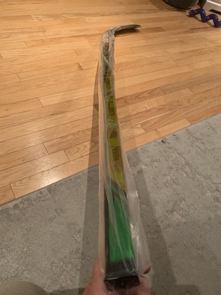 NEW Supreme Ultrasonic Bauer Sonic Taper Technology P92 Rare 65 Flex Hockey Stick