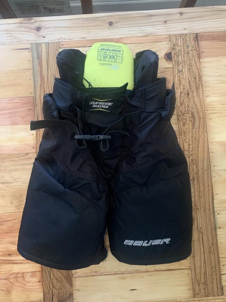 Black Used Medium Bauer Supreme Matrix Hockey Pants