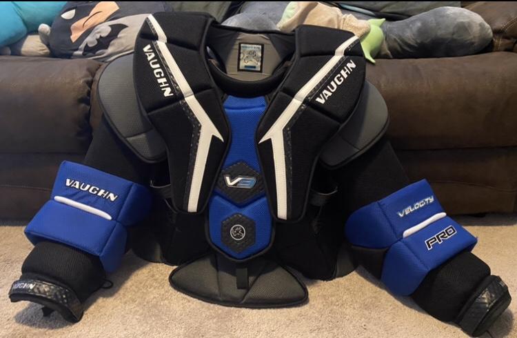 Used XL Vaughn Velocity V9 Pro Goalie Chest Protector