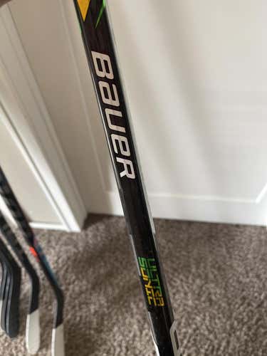 Senior Right Handed  Supreme Ultra Sonic Hockey Stick