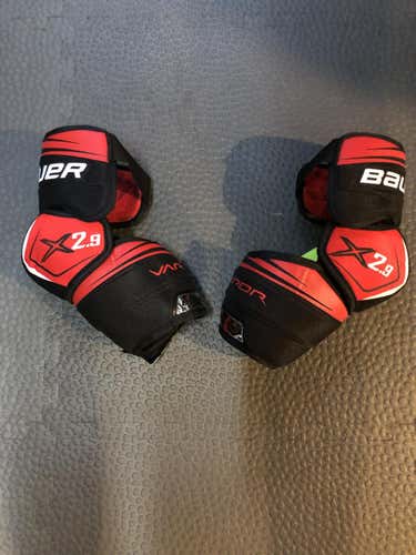 Like New Bauer Vapor X2.9 Elbow Pads (Senior - Large)