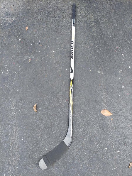 Used Senior Bauer Right Handed Vapor XVI Hockey Stick
