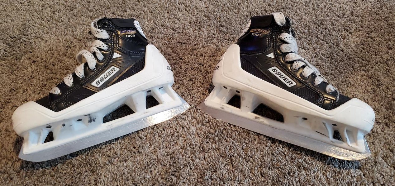 Used Junior Bauer Supreme 1000 Hockey Goalie Skates Regular Width Size 1
