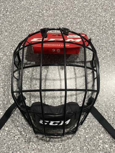 CCM Full Cage FM580 LG BLK