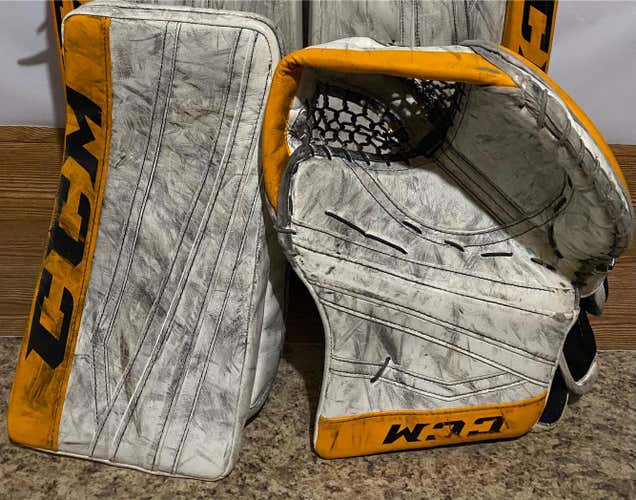 CCM Extreme Flex II Glove & Blocker - Regular