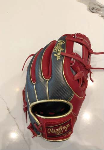 Red High School/College Infield 11.5" Heart of the Hide Baseball Glove