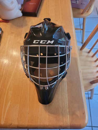 Used Senior CCM 9000 Goalie Mask