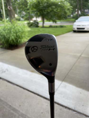 Titleist 909H 17 degree Hybrid (Stiff Flex)