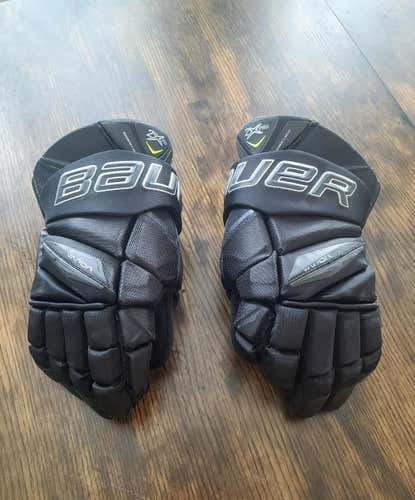 Bauer Vapor 2X Pro Gloves Black