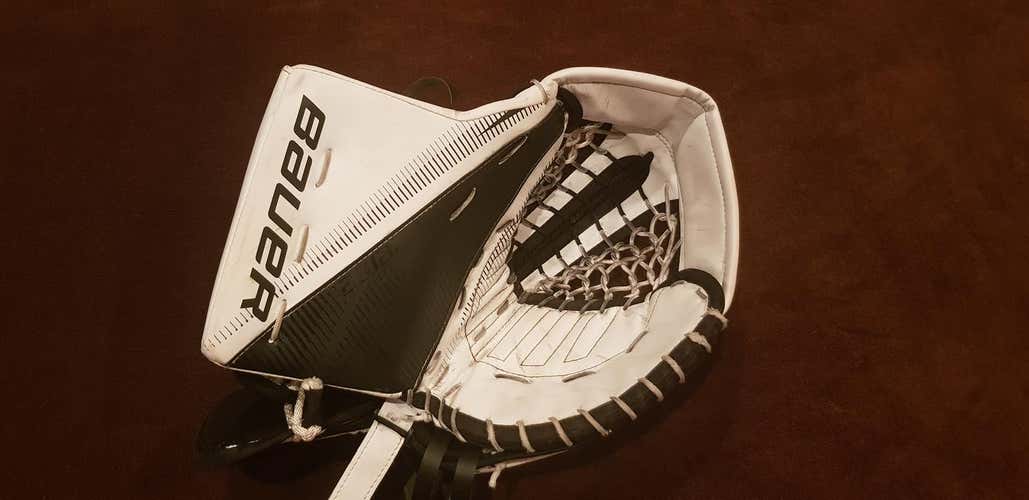White Senior Used Bauer Regular Supreme S27