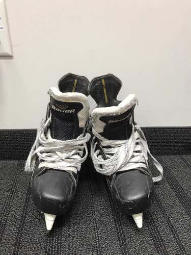 Used Bauer Regular Width  Size 4 Supreme One100 Hockey Skates