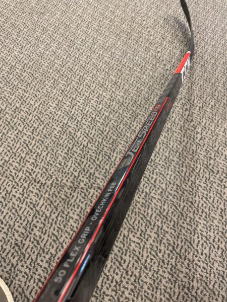New CCM Right Handed Jetspeed FT3 Mid Pattern  Hockey Stick