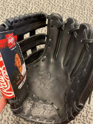 Black New Infield Heart of the Hide 11.5" Baseball Glove
