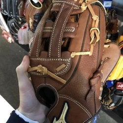 New Right Hand Throw 13" MVP Baseball Glove