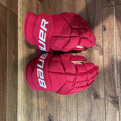Red Wings Bauer Supreme 2S Pro 14" Floating Cuff Pro Stock Gloves