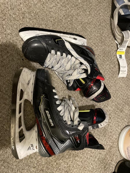 Used Bauer Regular Width Size 5 Vapor 2X Pro Hockey Skates